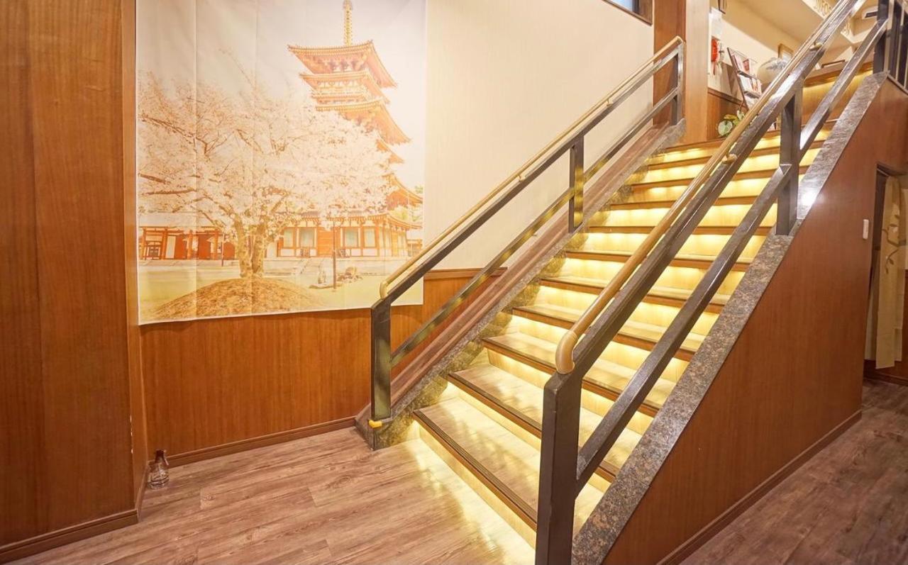 Hotel Naniwa Shinsekaimae Осака Экстерьер фото