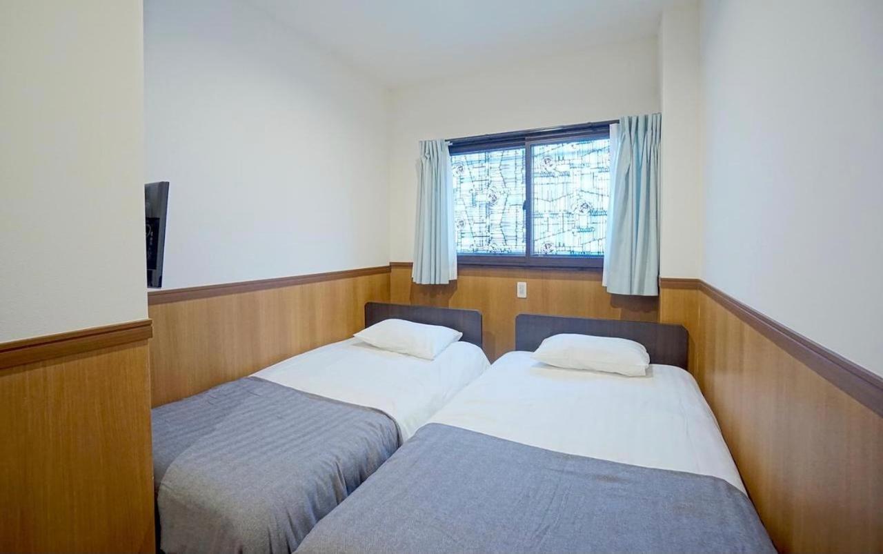 Hotel Naniwa Shinsekaimae Осака Экстерьер фото