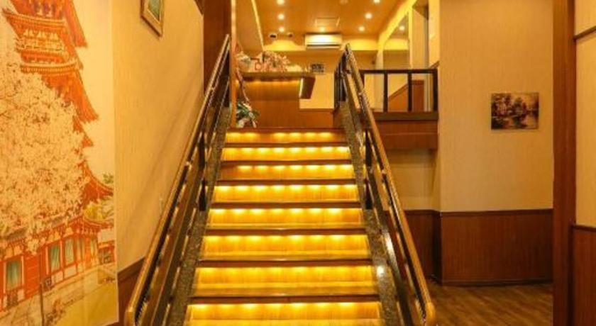 Hotel Naniwa Shinsekaimae Осака Экстерьер фото