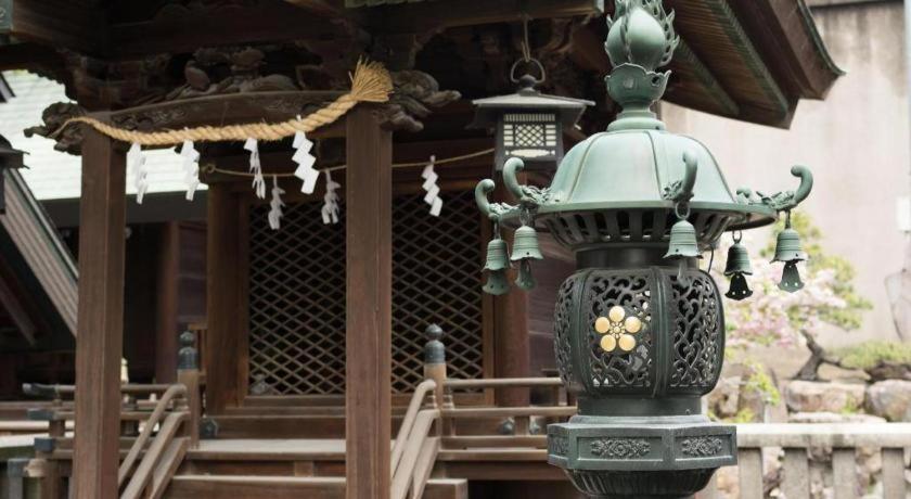Hotel Naniwa Shinsekaimae Осака Экстерьер фото