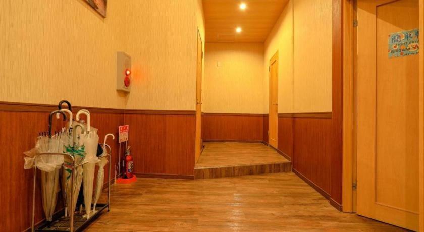 Hotel Naniwa Shinsekaimae Осака Экстерьер фото