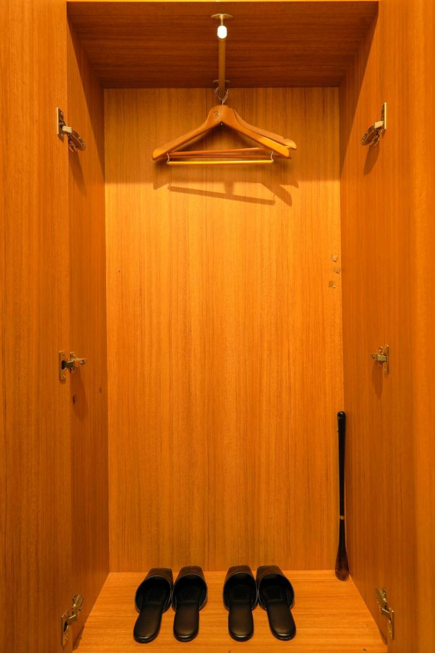 Hotel Naniwa Shinsekaimae Осака Экстерьер фото